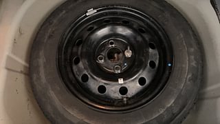 Used 2013 Maruti Suzuki Swift Dzire Regal LTD Petrol Manual tyres SPARE TYRE VIEW