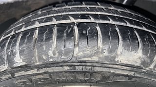 Used 2014 Hyundai Grand i10 Asta 1.2 Kappa VTVT (O) Petrol Manual tyres RIGHT FRONT TYRE TREAD VIEW
