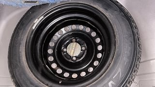 Used 2016 Honda Brio VX MT Petrol Manual tyres SPARE TYRE VIEW