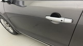 Used 2016 Maruti Suzuki Baleno Alpha 1.2 Petrol Manual dents MINOR SCRATCH