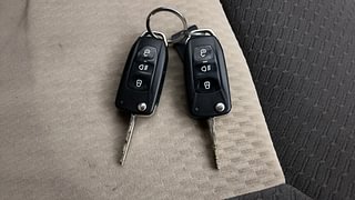 Used 2016 Tata Zest [2014-2019] XT Petrol Petrol Manual extra CAR KEY VIEW