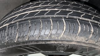 Used 2023 Renault Kiger RXZ Turbo CVT Dual Tone Petrol Automatic tyres RIGHT FRONT TYRE TREAD VIEW
