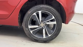 Used 2023 Tata Altroz XZ 1.2 Petrol Manual tyres LEFT REAR TYRE RIM VIEW