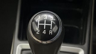Used 2020 Maruti Suzuki Dzire VXi Petrol Manual interior GEAR  KNOB VIEW