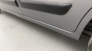 Used 2016 Maruti Suzuki Wagon R 1.0 VXI AMT Petrol Automatic dents MINOR DENT