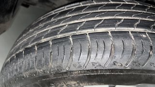 Used 2023 Renault Kiger RXZ Turbo CVT Dual Tone Petrol Automatic tyres LEFT FRONT TYRE TREAD VIEW