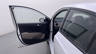 Used 2019 Hyundai Xcent SX Petrol Manual interior LEFT FRONT DOOR OPEN VIEW