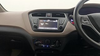 Used 2020 Hyundai Elite i20 Sportz Plus 1.2 Petrol Manual interior MUSIC SYSTEM & AC CONTROL VIEW
