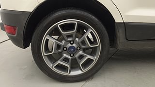 Used 2017 Ford EcoSport Titanium 1.5L TDCi Diesel Manual tyres RIGHT REAR TYRE RIM VIEW