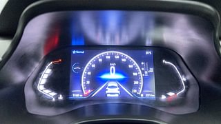 Used 2021 Renault Kiger RXZ 1.0 Turbo MT Petrol Manual interior CLUSTERMETER VIEW