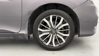 Used 2017 Honda City VX CVT Petrol Petrol Automatic tyres RIGHT FRONT TYRE RIM VIEW