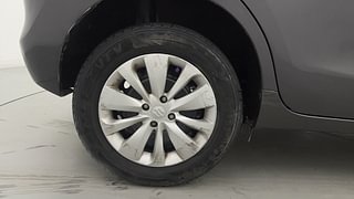 Used 2018 Maruti Suzuki Baleno Delta 1.2 Petrol Manual tyres RIGHT REAR TYRE RIM VIEW