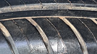 Used 2022 Honda Jazz ZX CVT Petrol Automatic tyres RIGHT FRONT TYRE TREAD VIEW