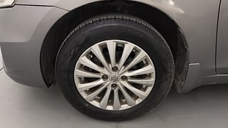 Used 2016 Maruti Suzuki Ciaz ZXi  AT Petrol Automatic tyres LEFT FRONT TYRE RIM VIEW