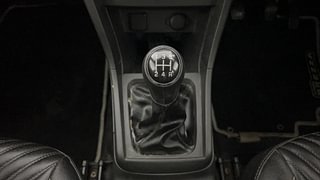 Used 2016 Maruti Suzuki Vitara Brezza [2016-2020] VDi Diesel Manual interior GEAR  KNOB VIEW
