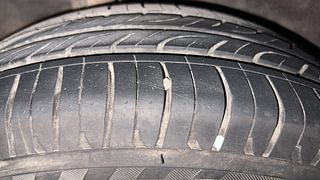 Used 2015 Honda City V Petrol Manual tyres RIGHT REAR TYRE TREAD VIEW