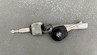 Used 2016 Maruti Suzuki Vitara Brezza [2016-2020] VDi Diesel Manual extra CAR KEY VIEW