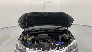 Used 2016 Maruti Suzuki Vitara Brezza [2016-2020] VDi Diesel Manual engine ENGINE & BONNET OPEN FRONT VIEW