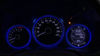Used 2015 Honda City V Petrol Manual interior CLUSTERMETER VIEW
