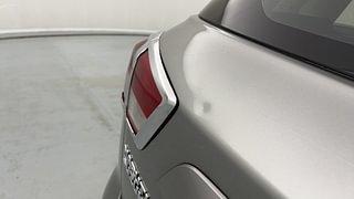 Used 2016 Maruti Suzuki Vitara Brezza [2016-2020] VDi Diesel Manual dents MINOR DENT