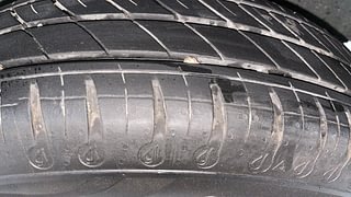 Used 2021 Renault Kwid RXT Petrol Manual tyres LEFT REAR TYRE TREAD VIEW
