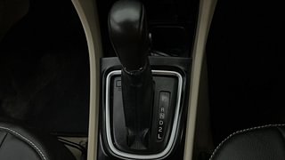 Used 2016 Maruti Suzuki Ciaz ZXi  AT Petrol Automatic interior GEAR  KNOB VIEW