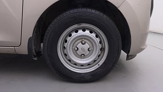 Used 2019 Hyundai New Santro 1.1 Magna AMT Petrol Automatic tyres RIGHT FRONT TYRE RIM VIEW
