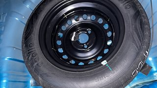 Used 2021 Renault Kwid RXT Petrol Manual tyres SPARE TYRE VIEW