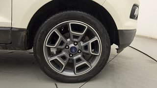 Used 2017 Ford EcoSport Titanium 1.5L TDCi Diesel Manual tyres RIGHT FRONT TYRE RIM VIEW