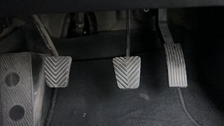 Used 2019 Hyundai Elite i20 Sportz Plus 1.2 Petrol Manual interior PEDALS VIEW