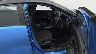 Used 2021 Renault Kiger RXZ 1.0 Turbo MT Petrol Manual interior RIGHT SIDE FRONT DOOR CABIN VIEW