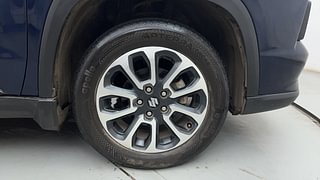 Used 2022 Maruti Suzuki Grand Vitara Zeta Smart Hybrid Petrol Manual tyres RIGHT FRONT TYRE RIM VIEW