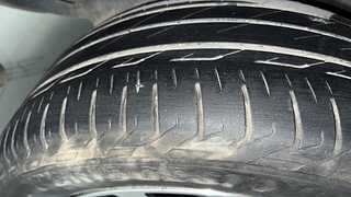 Used 2022 Toyota Innova Crysta ZX 2.7 AT 7 STR Petrol Automatic tyres RIGHT REAR TYRE TREAD VIEW