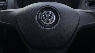 Used 2020 Volkswagen Polo Trendline 1.0L MPI Petrol Manual top_features Airbags