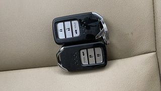 Used 2022 Honda Amaze VX CVT 1.2 Petrol Petrol Automatic extra CAR KEY VIEW