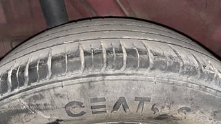 Used 2019 Hyundai Venue SX 1.0  Turbo Petrol Manual tyres RIGHT REAR TYRE TREAD VIEW