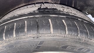 Used 2016 Nissan Micra [2013-2020] XV CVT Petrol Automatic tyres LEFT REAR TYRE TREAD VIEW
