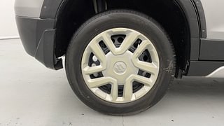 Used 2016 Maruti Suzuki Vitara Brezza [2016-2020] VDi Diesel Manual tyres RIGHT REAR TYRE RIM VIEW