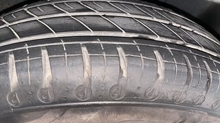 Used 2021 Renault Kwid RXT Petrol Manual tyres RIGHT FRONT TYRE TREAD VIEW