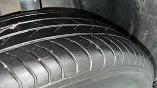 Used 2016 Maruti Suzuki Vitara Brezza [2016-2020] VDi Diesel Manual tyres LEFT FRONT TYRE TREAD VIEW