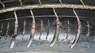 Used 2022 Tata Altroz XZ Plus 1.2 Dark Edition Petrol Manual tyres RIGHT REAR TYRE TREAD VIEW