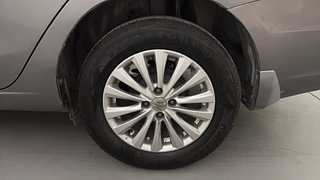 Used 2016 Maruti Suzuki Ciaz ZXi  AT Petrol Automatic tyres LEFT REAR TYRE RIM VIEW