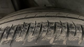 Used 2022 Hyundai Venue SX Plus 1.0 Turbo DCT Petrol Automatic tyres RIGHT REAR TYRE TREAD VIEW