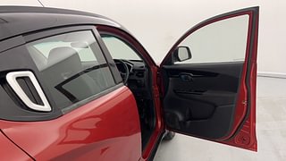 Used 2017 Mahindra KUV100 [2015-2017] K8 6 STR Dual Tone Petrol Manual interior RIGHT FRONT DOOR OPEN VIEW