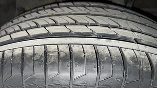 Used 2022 Hyundai Venue SX 1.0 Turbo iMT Petrol Manual tyres LEFT REAR TYRE TREAD VIEW