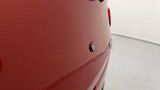 Used 2017 Mahindra KUV100 [2015-2017] K8 6 STR Dual Tone Petrol Manual dents MINOR DENT