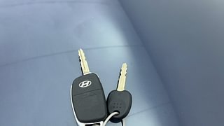Used 2022 Hyundai Venue SX 1.0 Turbo iMT Petrol Manual extra CAR KEY VIEW
