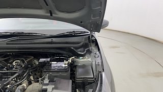 Used 2023 Hyundai New i20 Sportz 1.2 MT Petrol Manual engine ENGINE LEFT SIDE HINGE & APRON VIEW