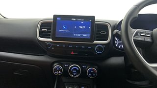 Used 2022 Hyundai Venue SX Plus 1.0 Turbo DCT Petrol Automatic interior MUSIC SYSTEM & AC CONTROL VIEW