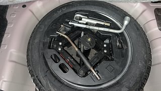 Used 2017 Mahindra KUV100 [2015-2017] K8 6 STR Dual Tone Petrol Manual tyres SPARE TYRE VIEW